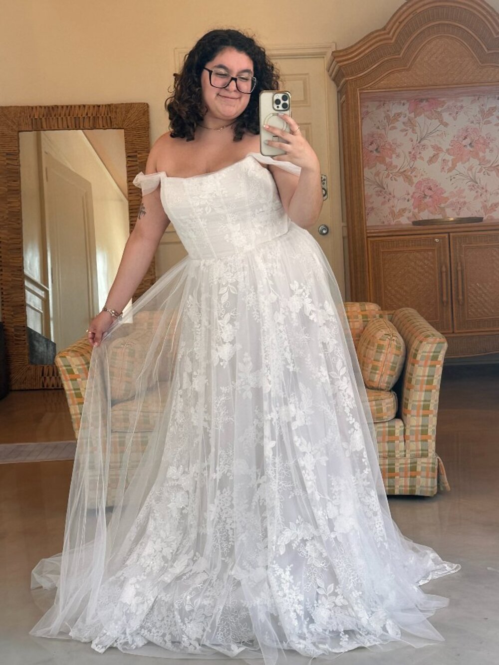 Patricia by Lillian West — designer wedding dress, size US 16